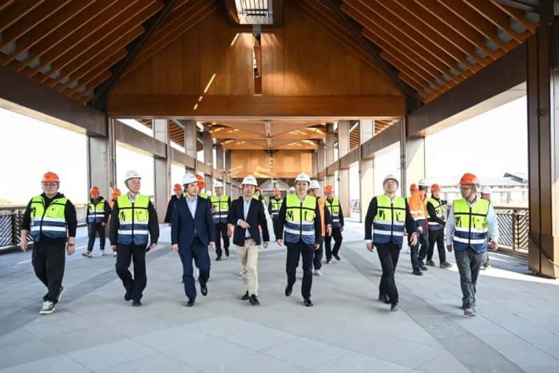 方石科技攜手上海建工集團(tuán)，加速推進(jìn)人工智能與建筑業(yè)深度融合